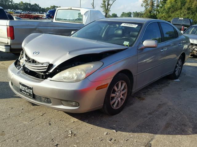 JTHBA30G745038000 - 2004 LEXUS ES 330 GOLD photo 2