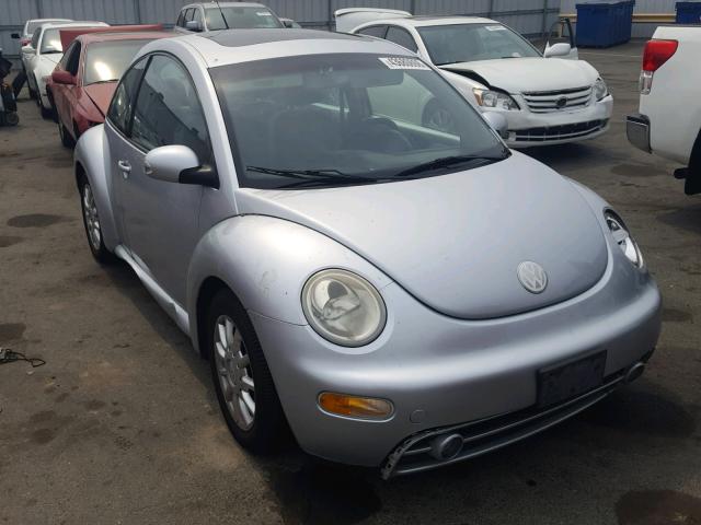 3VWCK21C04M401592 - 2004 VOLKSWAGEN NEW BEETLE 银色 照片 1