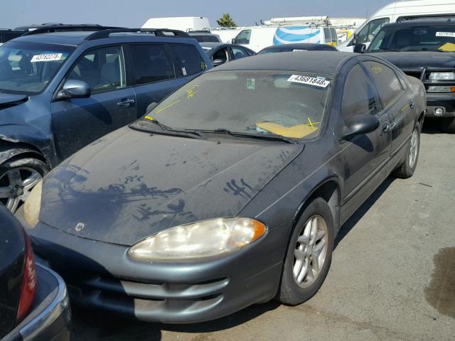 2B3HD46R42H156563 - 2002 DODGE INTREPID S GREEN photo 2