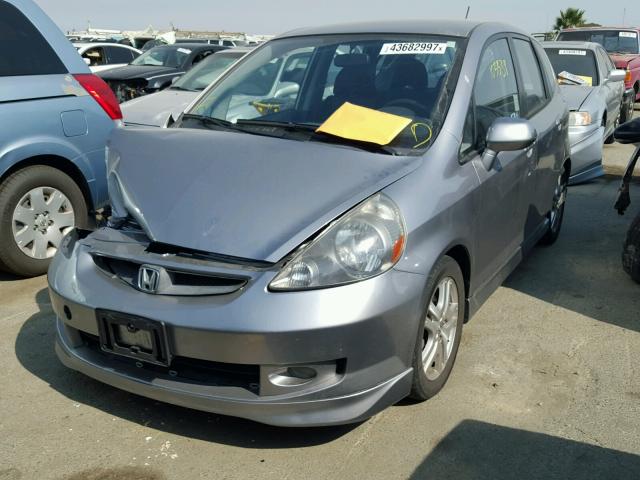 JHMGD38667S028525 - 2007 HONDA FIT GRAY photo 2