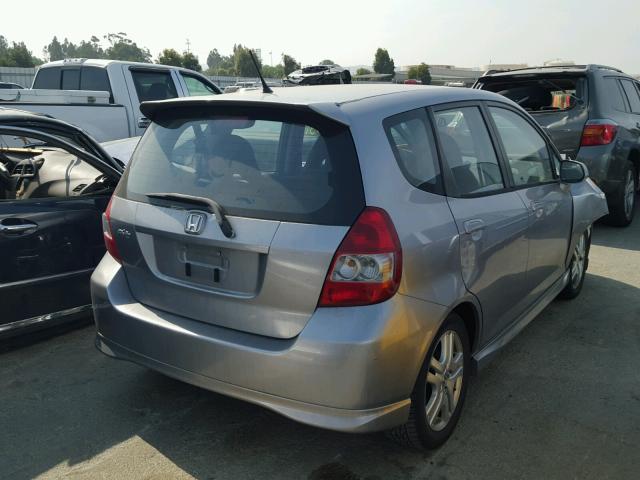 JHMGD38667S028525 - 2007 HONDA FIT GRAY photo 4