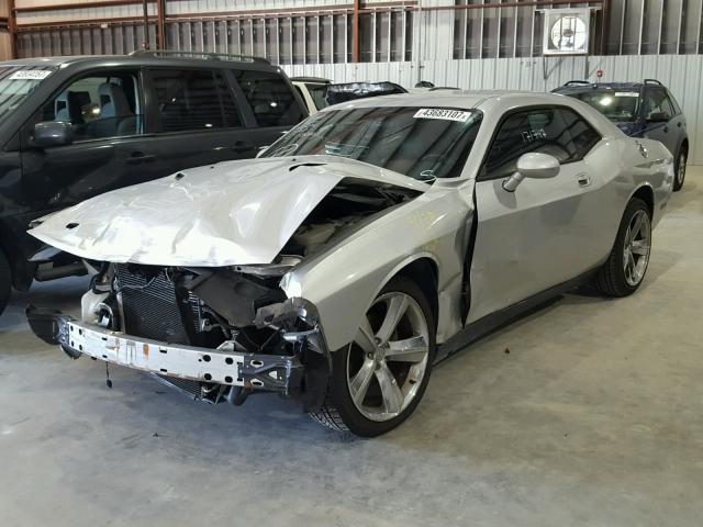 2B3CJ4DV4AH189936 - 2010 DODGE CHALLENGER SILVER photo 2