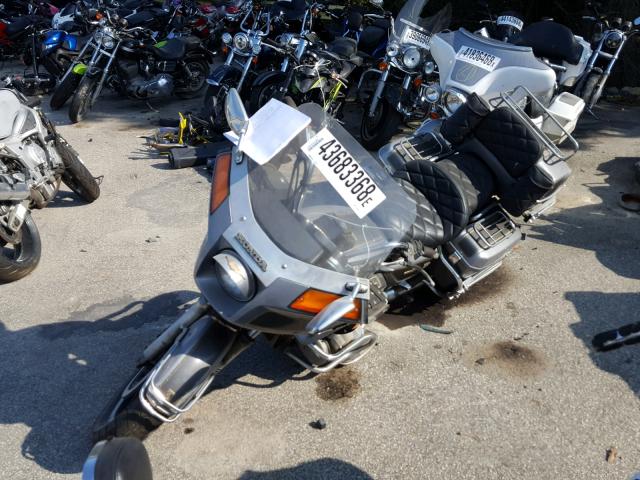 1HFSC0228CA236348 - 1982 HONDA GL1100 A GRAY photo 2