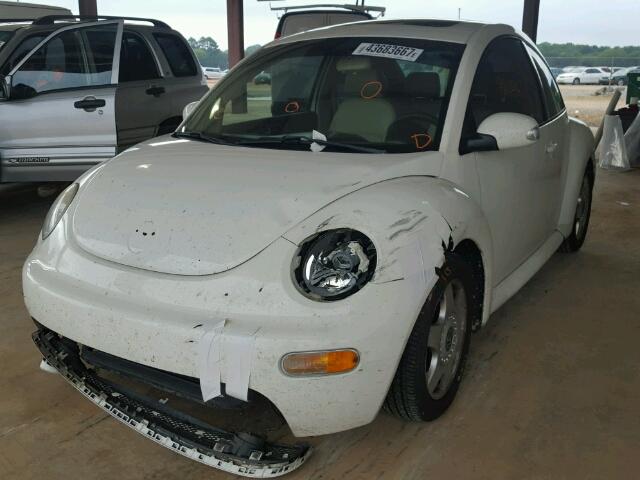 3VWCR31C94M414150 - 2004 VOLKSWAGEN NEW BEETLE WHITE photo 2