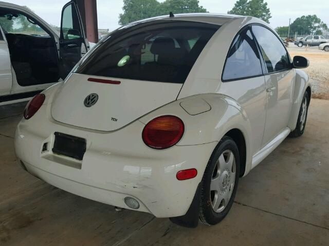 3VWCR31C94M414150 - 2004 VOLKSWAGEN NEW BEETLE WHITE photo 4