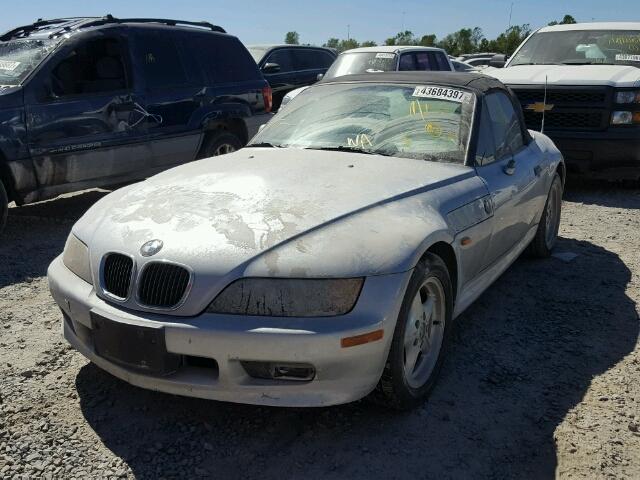 4USCH732XVLB80067 - 1997 BMW Z3 SILVER photo 2