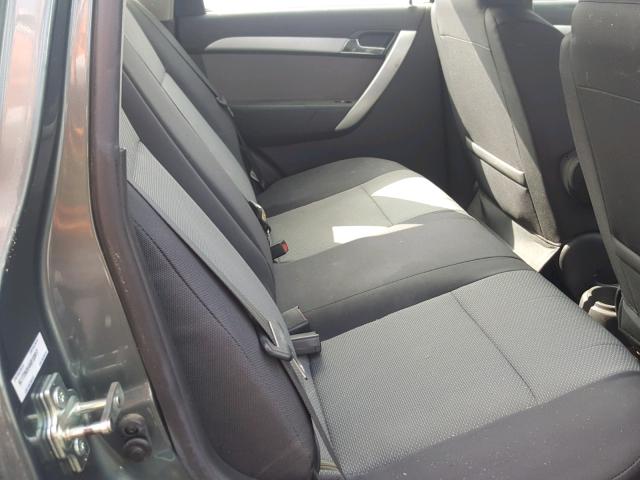 KL1TD6DE4AB133917 - 2010 CHEVROLET AVEO LS GREEN photo 6