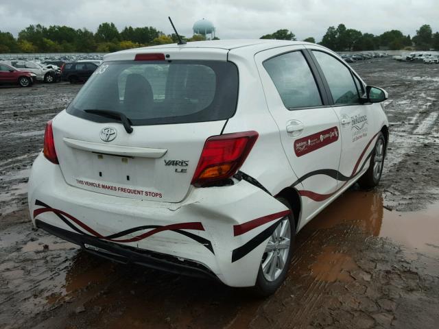 VNKKTUD34FA054150 - 2015 TOYOTA YARIS WHITE photo 4