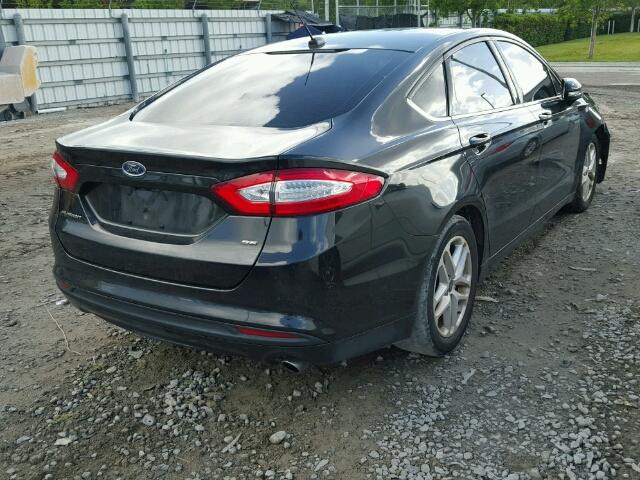 3FA6P0H70FR162698 - 2015 FORD FUSION SE BLACK photo 4