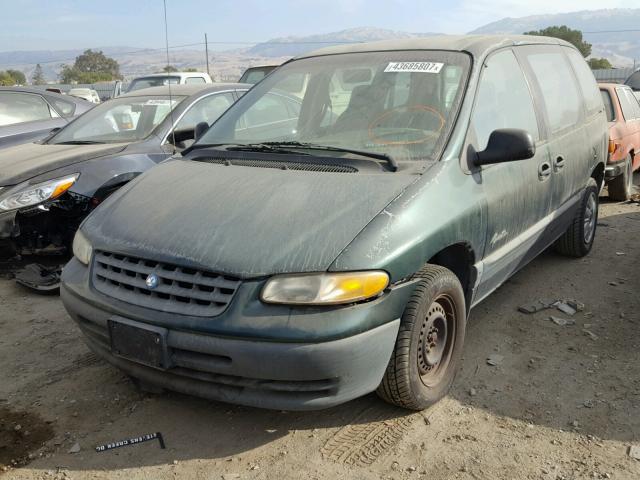 1P4GP45R9VB305349 - 1997 PLYMOUTH VOYAGER SE GREEN photo 2