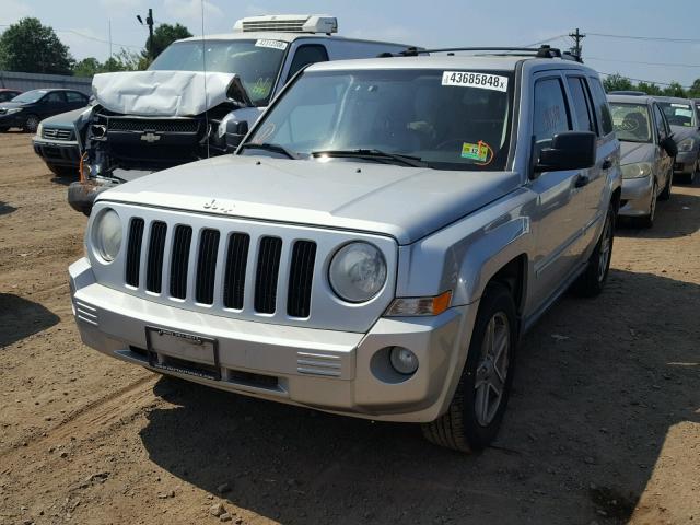 1J8FF48W77D286210 - 2007 JEEP PATRIOT LI SILVER photo 2