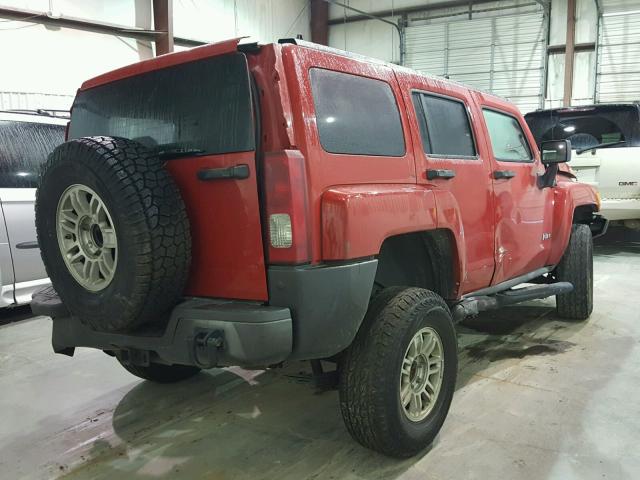 5GTDN136768128800 - 2006 HUMMER H3 RED photo 4