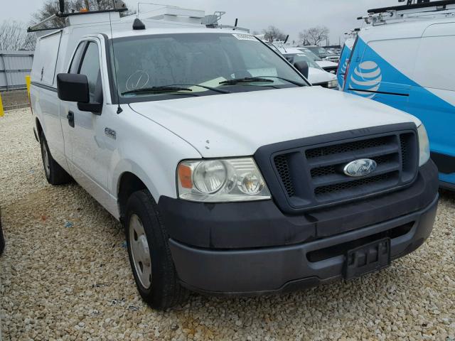 1FTRF12258KB70011 - 2008 FORD F150 WHITE photo 1