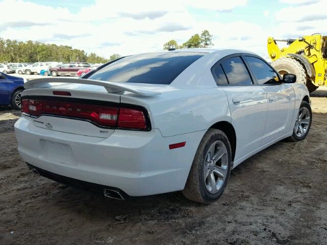 2C3CDXHG4EH207199 - 2014 DODGE CHARGER WHITE photo 4