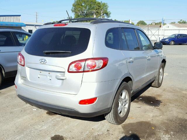 5XYZG3AB0CG096232 - 2012 HYUNDAI SANTA FE G SILVER photo 4