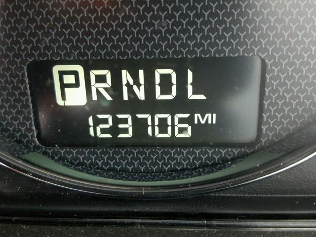 1G1ZS51FX6F256484 - 2006 CHEVROLET MALIBU GRAY photo 8