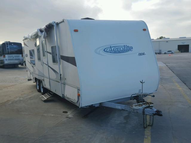 47CTA1L2641111518 - 2004 AECO TT WHITE photo 1