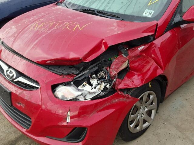 KMHCT4AE3DU410291 - 2013 HYUNDAI ACCENT GLS RED photo 9