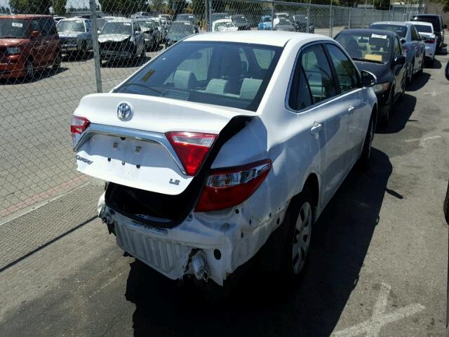 4T1BF1FK7FU080772 - 2015 TOYOTA CAMRY LE WHITE photo 4