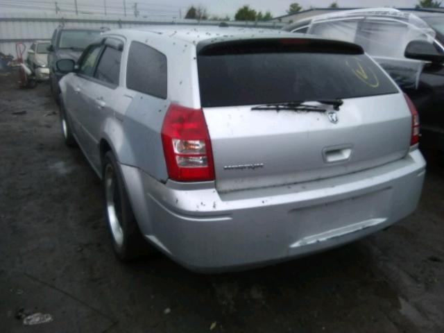 2D4FV47T06H128698 - 2006 DODGE MAGNUM SE SILVER photo 3