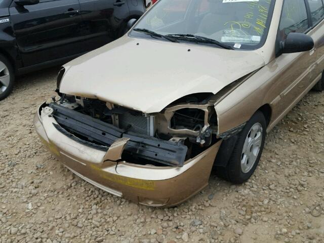 KNADC165346196310 - 2004 KIA RIO CINCO GOLD photo 10