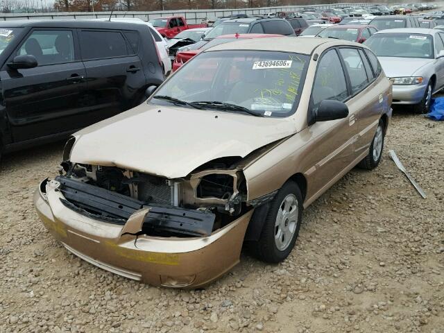 KNADC165346196310 - 2004 KIA RIO CINCO GOLD photo 2