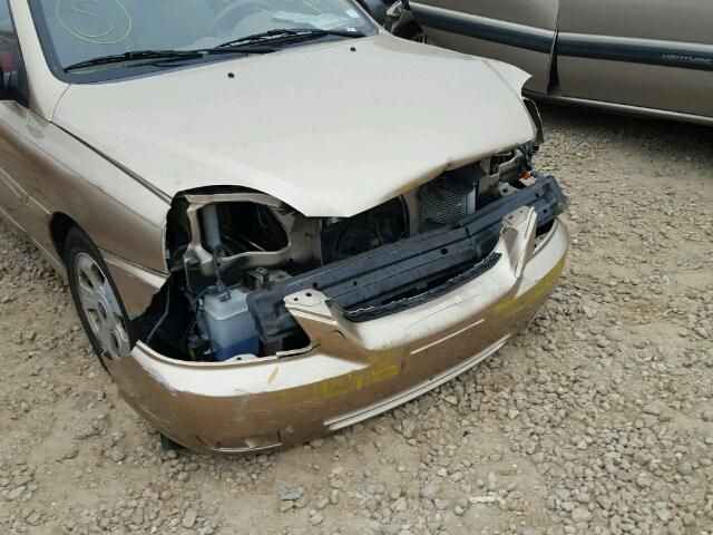 KNADC165346196310 - 2004 KIA RIO CINCO GOLD photo 9