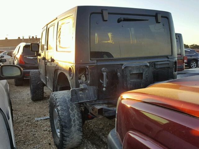 1C4BJWDG0DL535060 - 2013 JEEP WRANGLER U BLACK photo 3