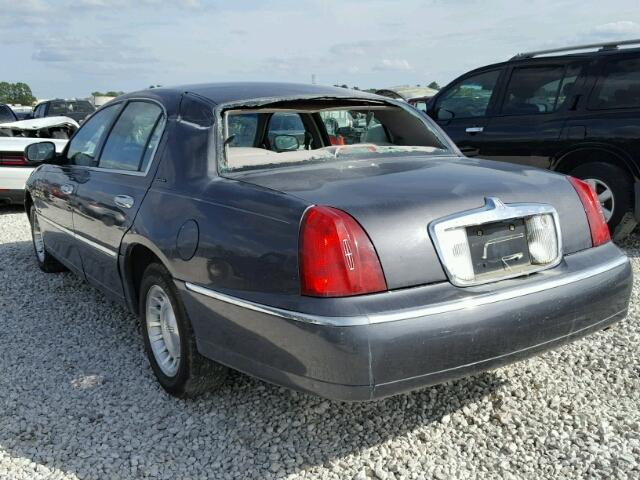 1LNHM81W4YY796074 - 2000 LINCOLN TOWN CAR E BLUE photo 3