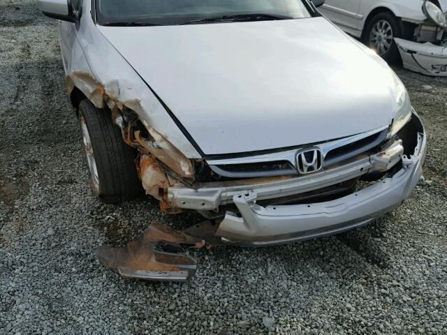 1HGCM56396A058659 - 2006 HONDA ACCORD SE SILVER photo 9