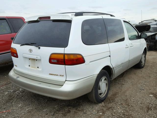 4T3ZF13C3WU053636 - 1998 TOYOTA SIENNA LE WHITE photo 4