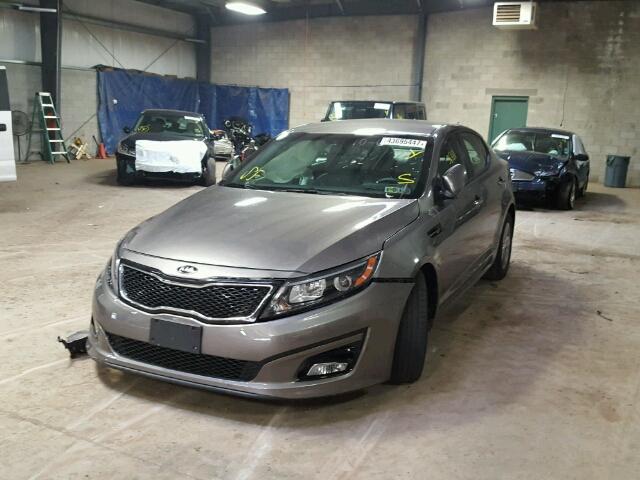 5XXGM4A75EG349909 - 2014 KIA OPTIMA LX GRAY photo 2