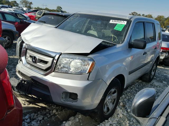 5FNYF48269B047837 - 2009 HONDA PILOT LX SILVER photo 2