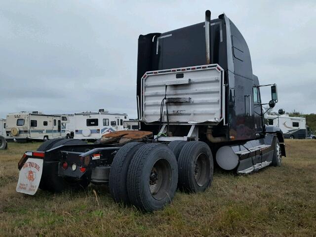 1FUJAHBD31LH88039 - 2001 FREIGHTLINER CONVENTION BLACK photo 4