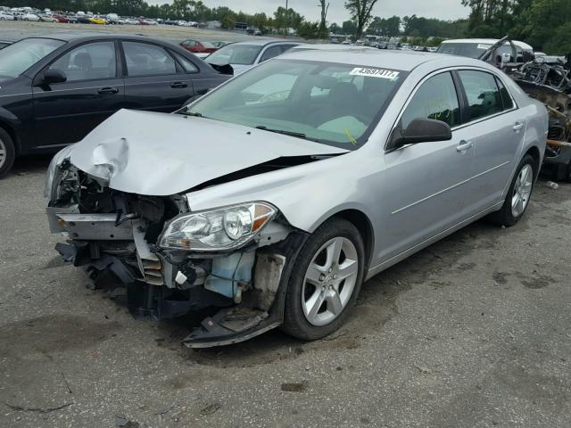 1G1ZB5E08CF249857 - 2012 CHEVROLET MALIBU LS ვერცხლისფერი ფოტო 2