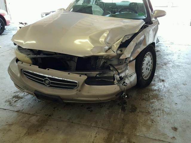 2G4WB52K9W1607300 - 1998 BUICK REGAL LS GOLD photo 10