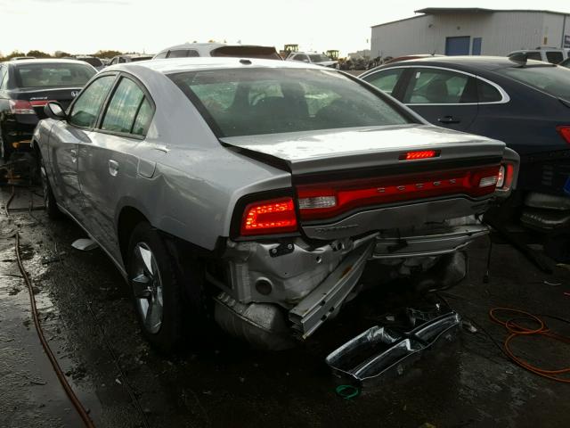 2C3CDXBG0CH215127 - 2012 DODGE CHARGER SE SILVER photo 3