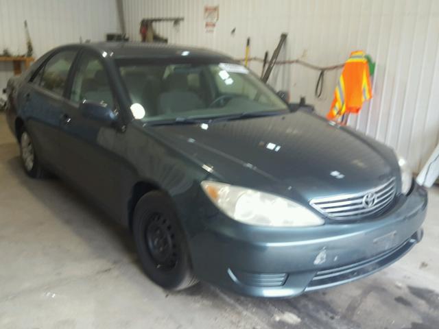 4T1BE30K75U418533 - 2005 TOYOTA CAMRY LE GREEN photo 1