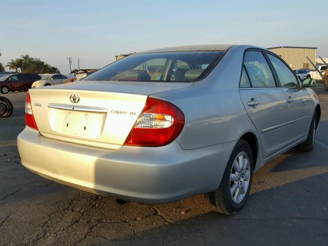 JTDBE30KX30147489 - 2003 TOYOTA CAMRY LE SILVER photo 4