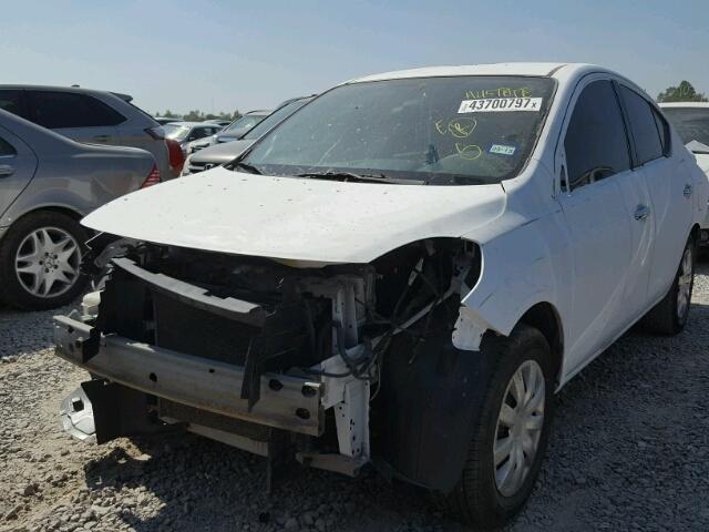 3N1CN7APXCL886941 - 2012 NISSAN VERSA S WHITE photo 2