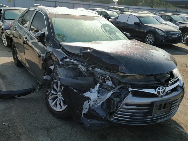 4T4BF1FK7FR501976 - 2015 TOYOTA CAMRY LE 黑色 照片 1
