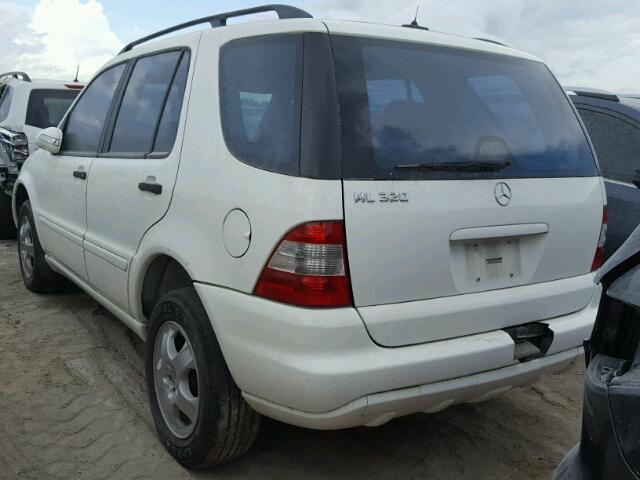 4JGAB54E72A312021 - 2002 MERCEDES-BENZ ML WHITE photo 3