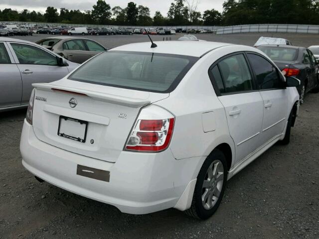 3N1AB61E99L679572 - 2009 NISSAN SENTRA 2.0 WHITE photo 4