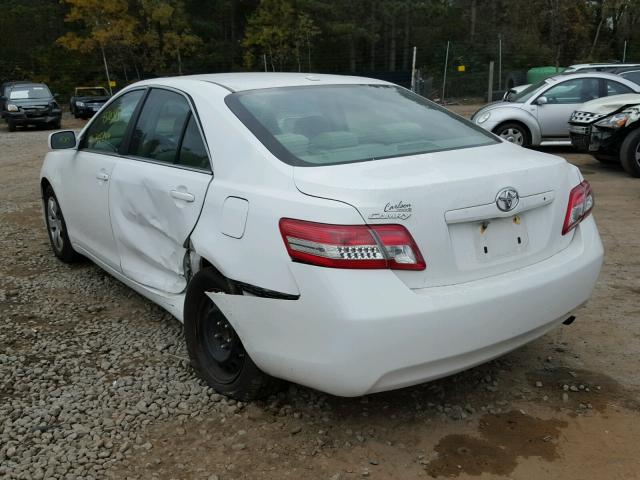 4T1BF3EKXBU607887 - 2011 TOYOTA CAMRY WHITE photo 3