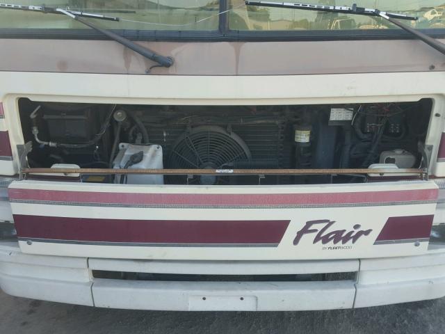 1GBKP37N9S3329664 - 1996 FLAI FLEETWOOD WHITE photo 7