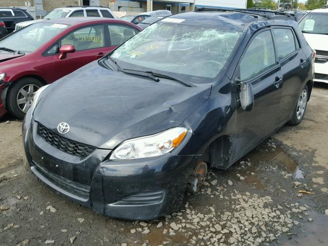 2T1KU4EE6AC269314 - 2010 TOYOTA COROLLA MA BLACK photo 2