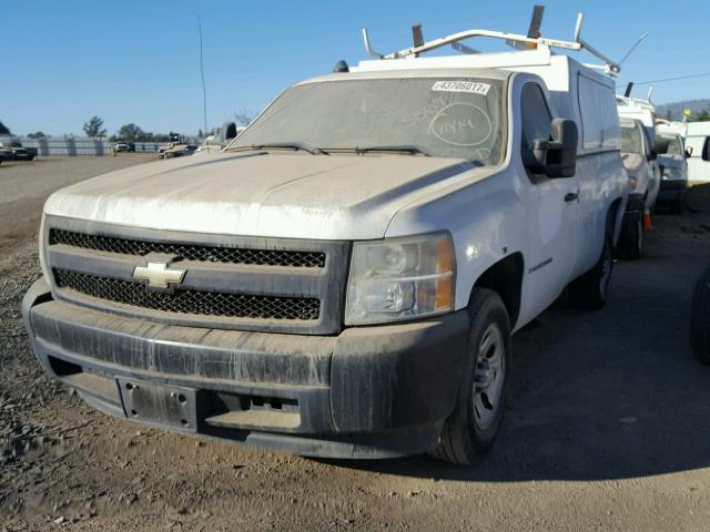 1GCEC14X88Z147118 - 2008 CHEVROLET SILVERADO WHITE photo 2