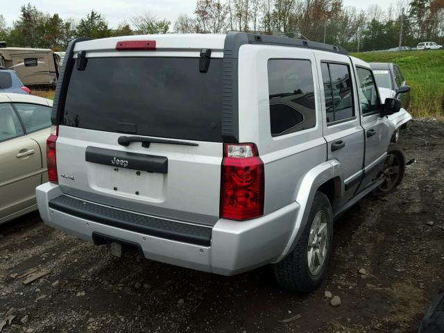 1J8HG48N26C221329 - 2006 JEEP COMMANDER SILVER photo 4