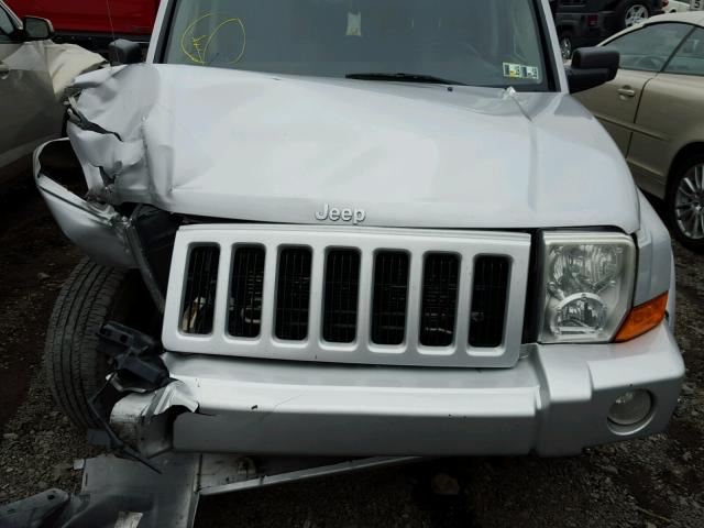 1J8HG48N26C221329 - 2006 JEEP COMMANDER SILVER photo 7