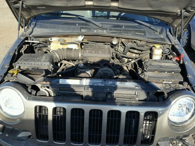 1J4GL38K63W651271 - 2003 JEEP LIBERTY RE TAN photo 7